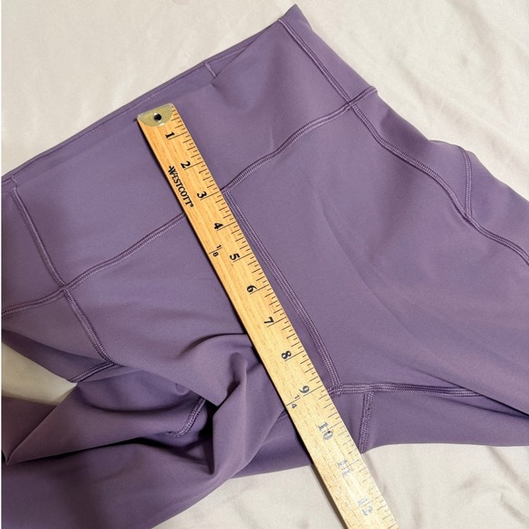 Lululemon Crop Leggings Lot of 2 Size 6 Maeve & Navy - Picture 10 of 13
